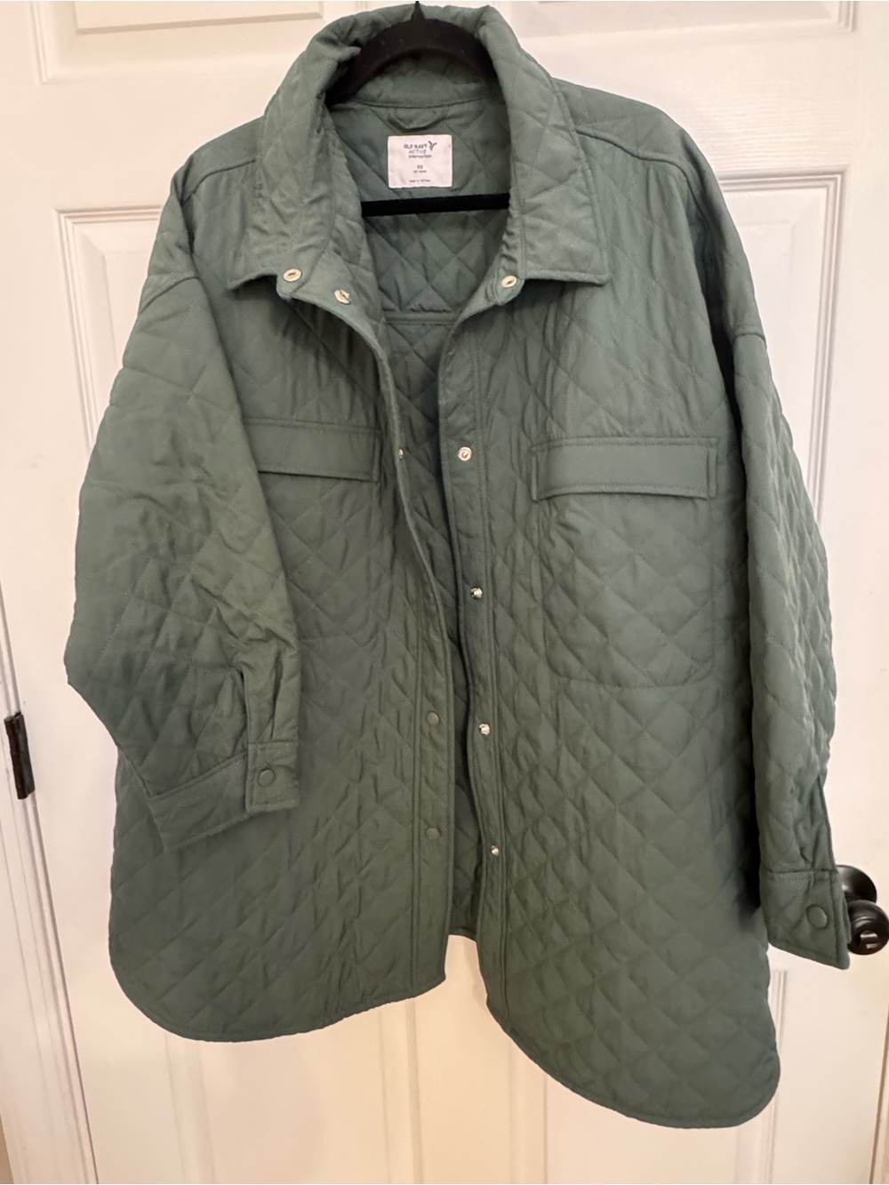 Old Navy Quilted Shirt Jacket in Sage